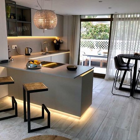 Luxury Apartment In La Isla, Walking Distance To Puerto Banus Марбелья Экстерьер фото