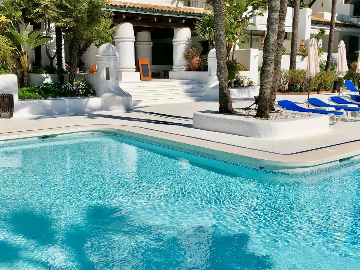 Luxury Apartment In La Isla, Walking Distance To Puerto Banus Марбелья Экстерьер фото