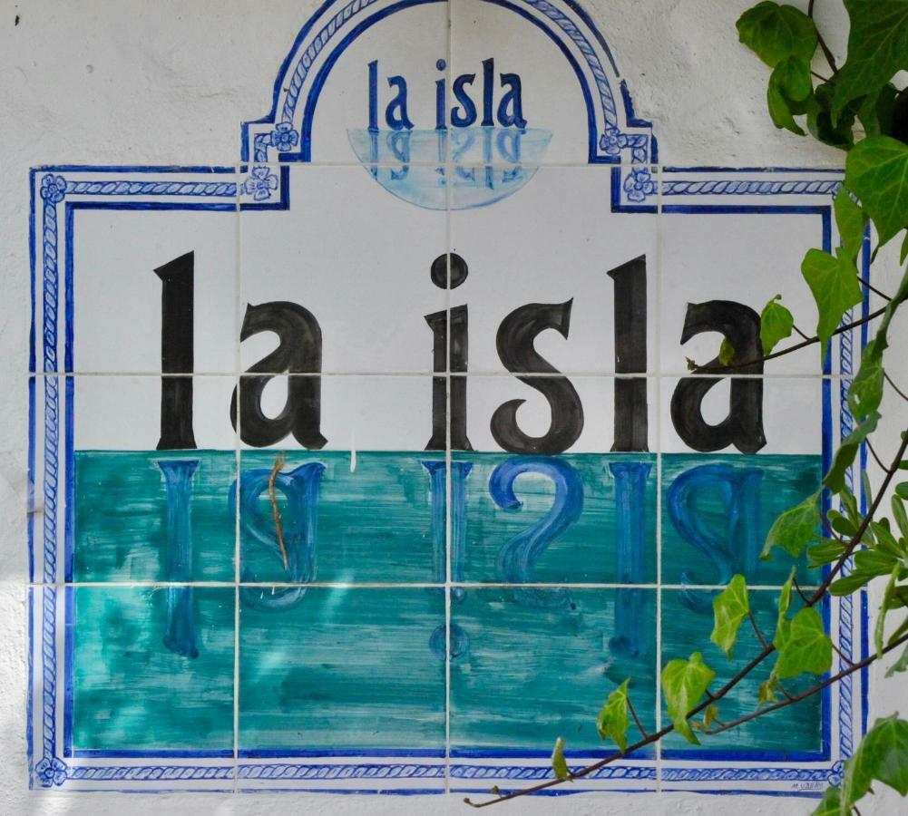 Luxury Apartment In La Isla, Walking Distance To Puerto Banus Марбелья Экстерьер фото